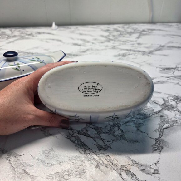 Butter Boat Cook Street Inc. Oval Boat With Insert / Lid Floral Striped - Picture 11 of 12